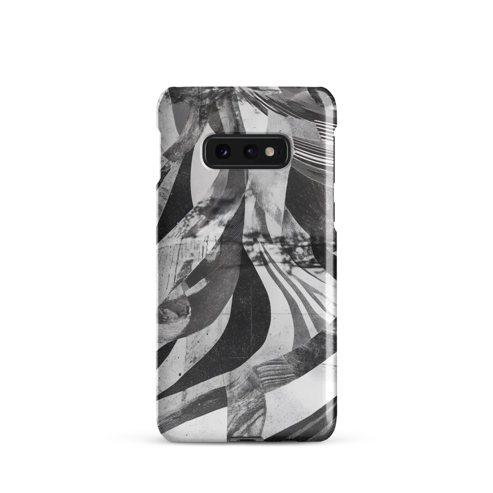 Fluidity in Monochrome